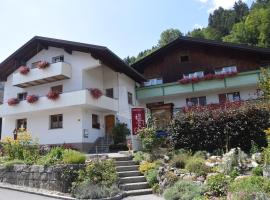 Hotel Garni Brigitte, hôtel à Bürserberg près de : Einhorn