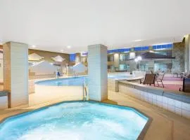 Ramada by Wyndham Midtown Grand Island