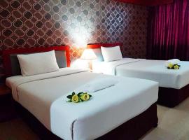 JP Emerald Hotel, hotel em Yasothon
