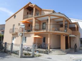 Guest House Olga, hotel di Budva