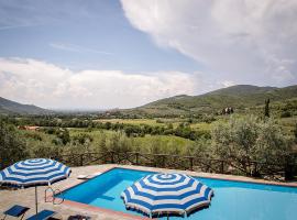 Sant'Enea Villa Sleeps 4 Pool WiFi, hotel v destinaci Sant'enea