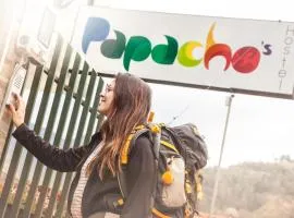 Papachos Hostel