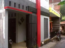 Villa Ananta, hotel di Batu