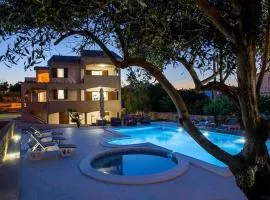 Spacious Holiday Home with Swimming Pool