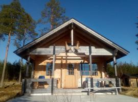 Tarinatupa Simojärvi, lodge in Impiö