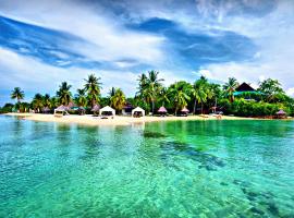 Badian Island Wellness Resort, rantahotelli kohteessa Badian