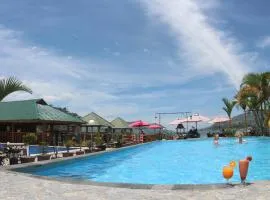Toba Village Inn