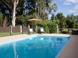 Mudgee Country Grandeur at this Elegant Group Getaway, hotel in Mudgee