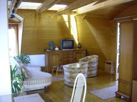 Komfort Apartman, Hotel in Eger