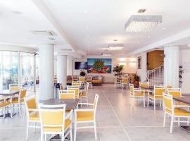 Hotel Corallo, hotell i Gatteo a Mare