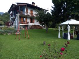 Villa Angela primo piano appartamento, hotel u gradu Chiusa di Pesio