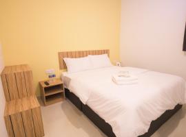 LTL Guesthouse, hotel in Johor Bahru