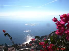 Villa Buraux, hotel a Roses