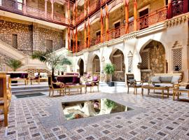 Shah Palace Luxury Museum Hotel, hotel v destinaci Baku