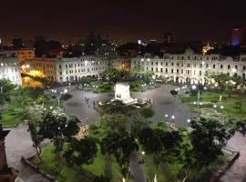 HEART OF PLAZA SAN MARTIN - 2 Boutique Apartments