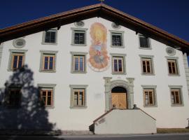 Stolznhof, hotel with parking in Schönberg im Stubaital