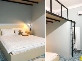 Alley Quy Nhon Homestay, отель типа «постель и завтрак» в Куинёне