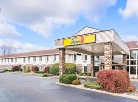 Super 8 by Wyndham Wausau