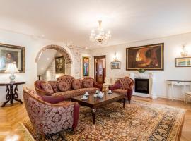 Villa Nepos Hotel, hotell i Split