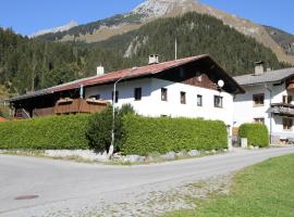 Haus-Ruitelspitzblick, apartemen di Elbigenalp