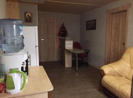 Hostel Family, Hotel in Potschajiw