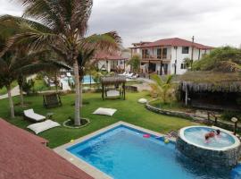 Hotel Villa Sirena, hotel met hottubs in Vichayito