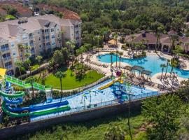 Windsor Hills Resort! 2 Miles to Disney! 6 Bedroom with Private Pool & Spa, villa in Orlando