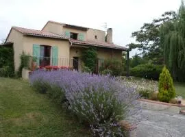 2 chambres lit140 et 2lits 90 dans villa10mn ligue de foot 13mn clinique l union 18mn golf Palmola