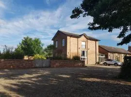 The Old Granary Country-retreat