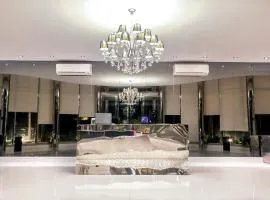 Azure Punta Executive