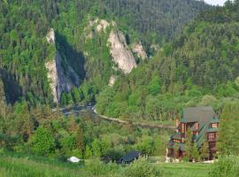 Schronisko PTTK Trzy Korony – hotel w Sromowcach Niżnych