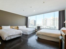 Back Home Hotel, hotell i Chiayi City