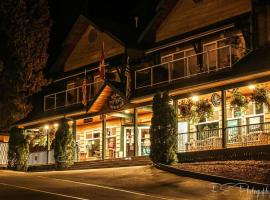 Camperland Bridal Falls RV Resort & Cabins, tapak perkhemahan di Rosedale