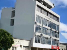 Roll Inn Hotel, hotel v destinaci Uruguaiana