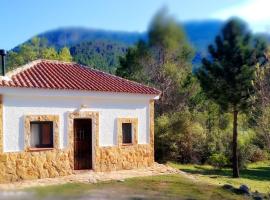 Casa Rural en Aldea Cueva Ahumada, hótel í Villaverde de Guadalimar