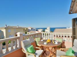 Son Serra beach apartment sea views and terrace, hotel v destinaci Son Serra de Marina