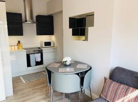 Southend - Westcliff Apartments & Studios, hotell i Southend-on-Sea