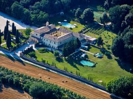 San Pietro Sopra Le Acque Resort & Spa, ferieanlegg i Massa Martana