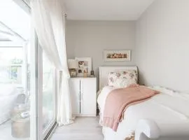 Shabby Chic Abode - Minutes to Manhattan