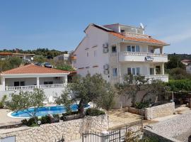 Villa Mandina, hotel a Sevid