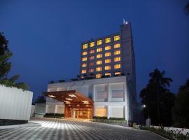 Monsoon Empress Kochi, готель біля визначного місця Q Cinemas, у місті Кочі