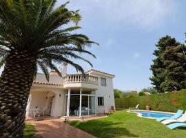 Holiday Home Eldorado Playa Villa Serge by Interhome, luxury hotel in Cambrils