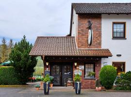 Apartment Landhotel Zum Storchennest, hotel econômico em Bann