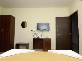 R Banquets And AC Rooms, hotel i Vikārābād