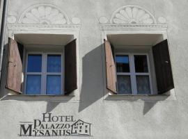 Palazzo Mysanus Samedan, hotel din apropiere de Aeroprotul Engadin St. Moritz - Samedan - SMV, Samedan