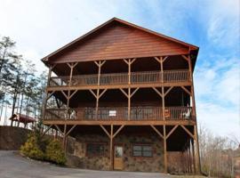 Spacious Party Hut Near Attractions, Hotel in McCookville