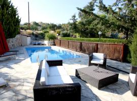 Swimmers' Paradise, hotel i Pissouri