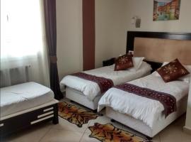 LES 2 HORLOGES, hotel in Oran