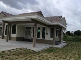 Homestay Pasir Tumboh Kota Bharu, בית נופש בקוטה בארו