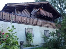 Bel appartement au rez de chaussée d'un chalet, apartamento em Jarrier